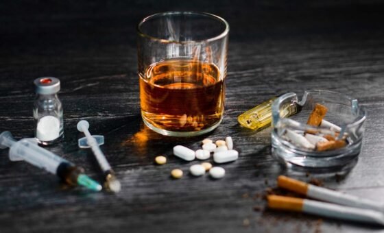 معطيات جديدة في ملف “شبكة المخدرات الدولية”: توزيع في سهرات وانتشار في مختلف المناطق اللبنانية