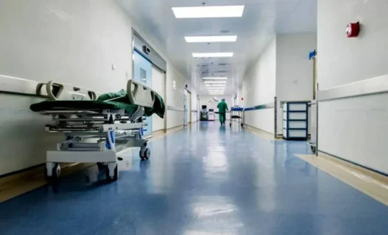 14 جهة ضامنة وعقبات سياسية… ملف التغطية الصحية الشاملة إلى الواجهة