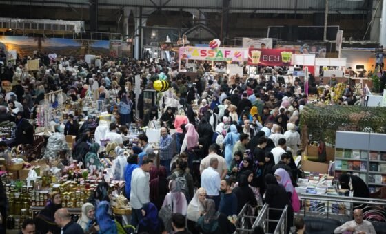 معرض “أرضي” يواصل نبضه في اليوم الثاني: أنشطة متنوعة وأجواء تفاعلية تُضيء المساحات