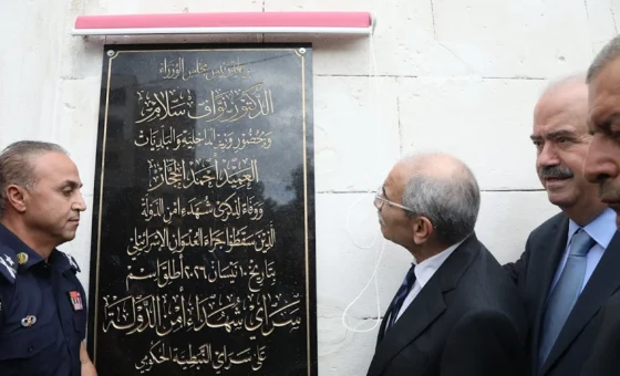 تنافس خصوم المقاومة على الحضور جنوباً