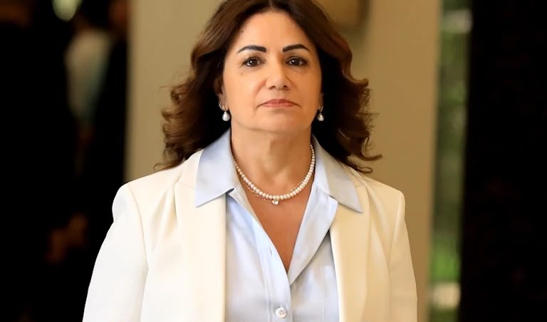 أسئلة حول حنين السيد؟