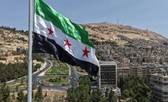 دمشق تعرقل بوابة لبنان إلى المتوسط؟