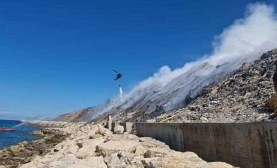 بلدية الغازية تستنكر الحريق وتتابع عمليات الإخماد والتحقيقات لكشف ملابساته وتحديد المسؤوليات