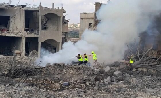 قصف إسرائيلي مدفعي عنيف ومركّز استهدف ليلاً محيط المدرسة الرسمية في حارة البيدر في بلدة ميفدون