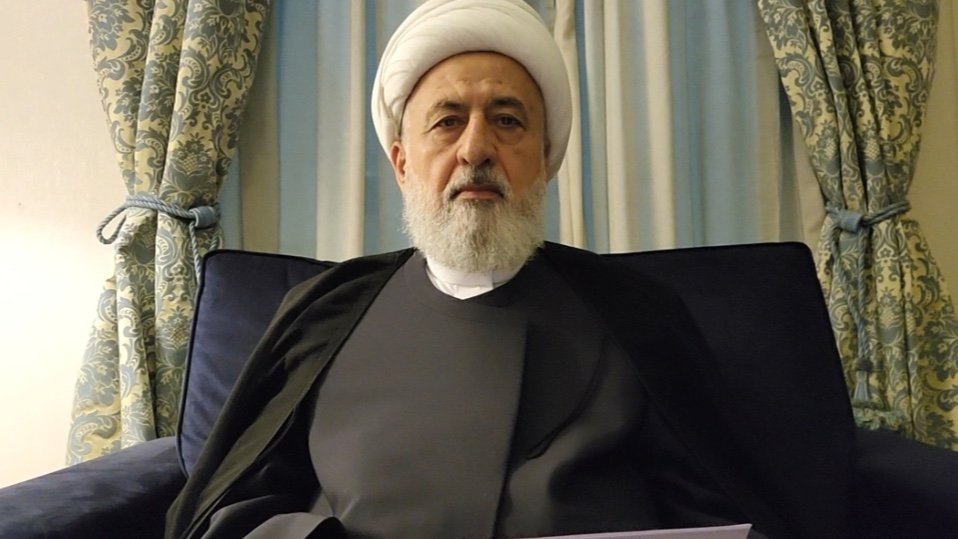 العلامة الخطيب نبه من "الضغوط الاميركية لجر السلطة الى الصدام مع المقاومة" : لنحافظ على وحدتنا الداخلية