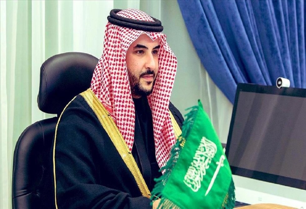 وزير الدفاع السعودي يبحث الشراكة الدفاعية مع أمريكا وفرنسا