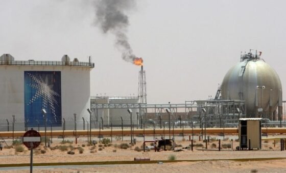 أرامكو السعودية تطور منظومة للاستجابة السريعة تتيح لها إصلاح منشآتها بسرعة