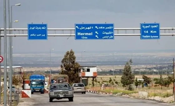 العثور على طفلة حديثة الولادة أمام مطبعة في الهرمل شرقي لبنان