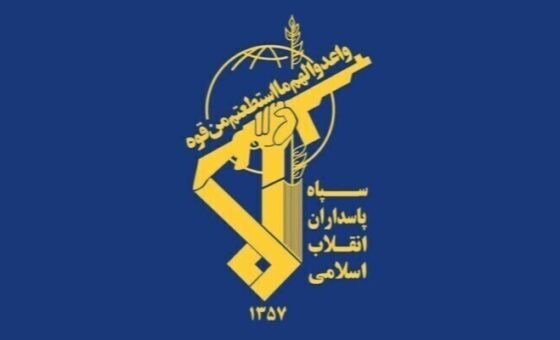 مستشار قائد الحرس الثوري الإيراني: سنغلق قريبا مسارات استحدثها مخالفون بتفجير ممرات صخرية في مضيق هرمز