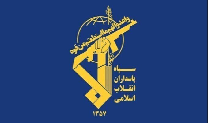 مستشار قائد الحرس الثوري الإيراني: سنغلق قريبا مسارات استحدثها مخالفون بتفجير ممرات صخرية في مضيق هرمز