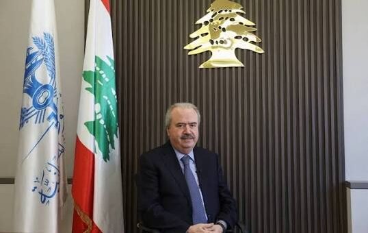 وزير المال ينفي الاتجاه لتحرير سعر الصرف… فهل يصمد الاستقرار أمام الإنفاق؟