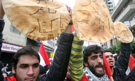القلق يحرّك السلطة لتنفيس الشارع