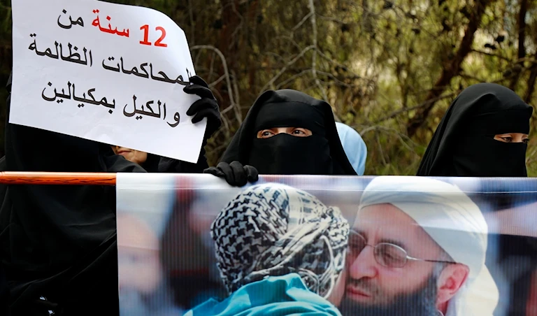 النيابة العامة تجتهد لإخراج الأسير من السجن