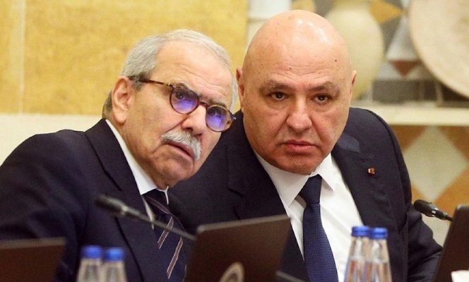السلطة تلعب عالمكشوف