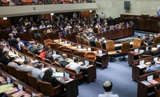 انتخابات الكنيست تعمّق الانقسامات.. هجوم على نتنياهو وصراع على الحكومة