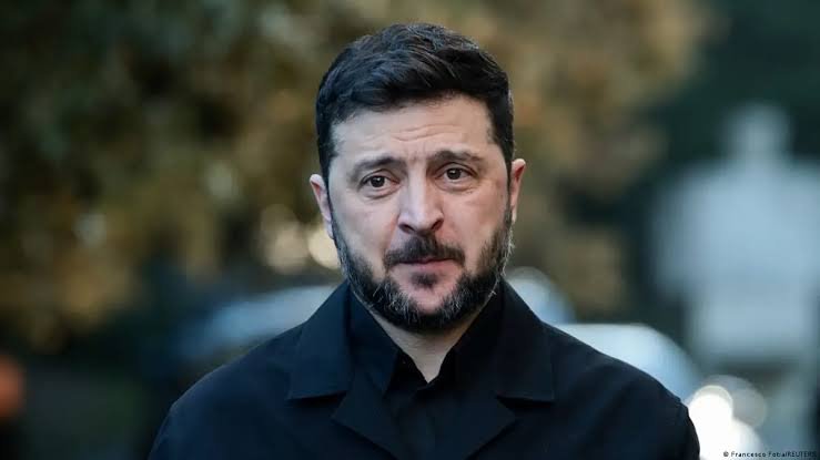 زيلينسكي: أوكرانيا ستوقف استهداف مصافي النفط الروسية إذا أوقفت موسكو استهداف منشآتها النفطية