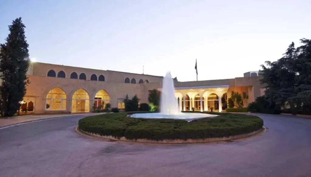 من الجامعة إلى وزارة العمل… قرارات حاسمة في بعبدا