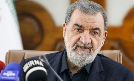 رضائي: الإحاطة الكاملة لقائد الثورة بالملفات ستشكّل عاملاً في رفعة البلاد وانتصارها