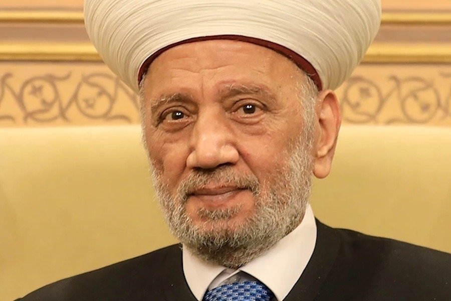 الصراع على دار الفتوى: المفتي يُعانِد وسيناريوهات الخلافة… بانتظار الرياض