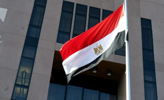 مصر تحذر بعد موافقة ليبيا على ترسيم الحدود مع تركيا