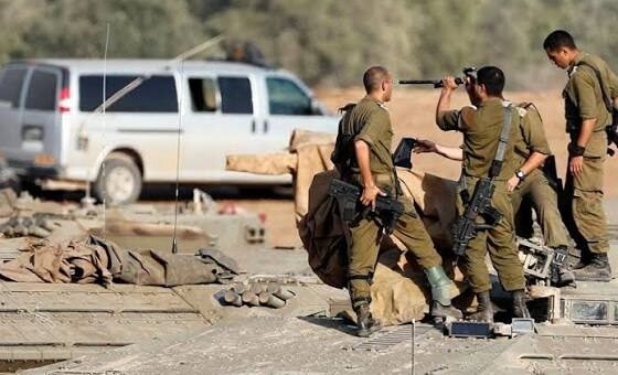 الآلاف يتظاهرون في تل أبيب ضد نتانياهو قبل أيام من الانتخابات