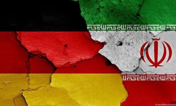 طهران تحذّر برلين من الانخراط عسكريًا: منشآتكم في المنطقة ضمن الأهداف